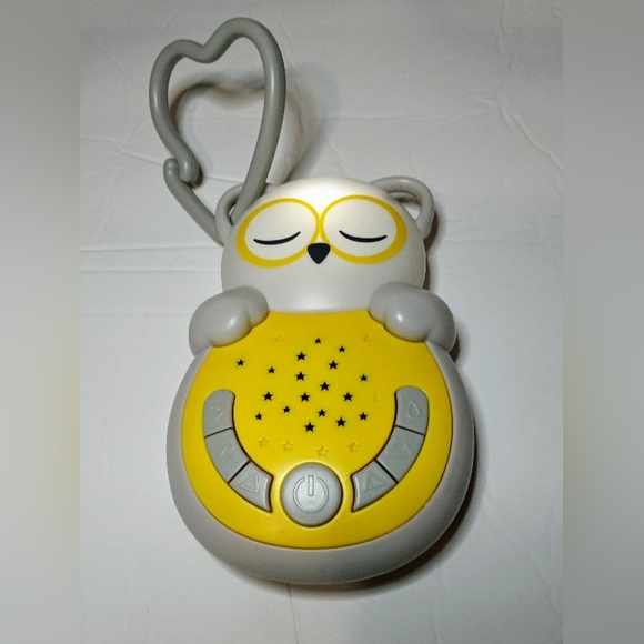 Cloud•B Baby Traveling Comforting Sound Machine - Picture 3 of 5